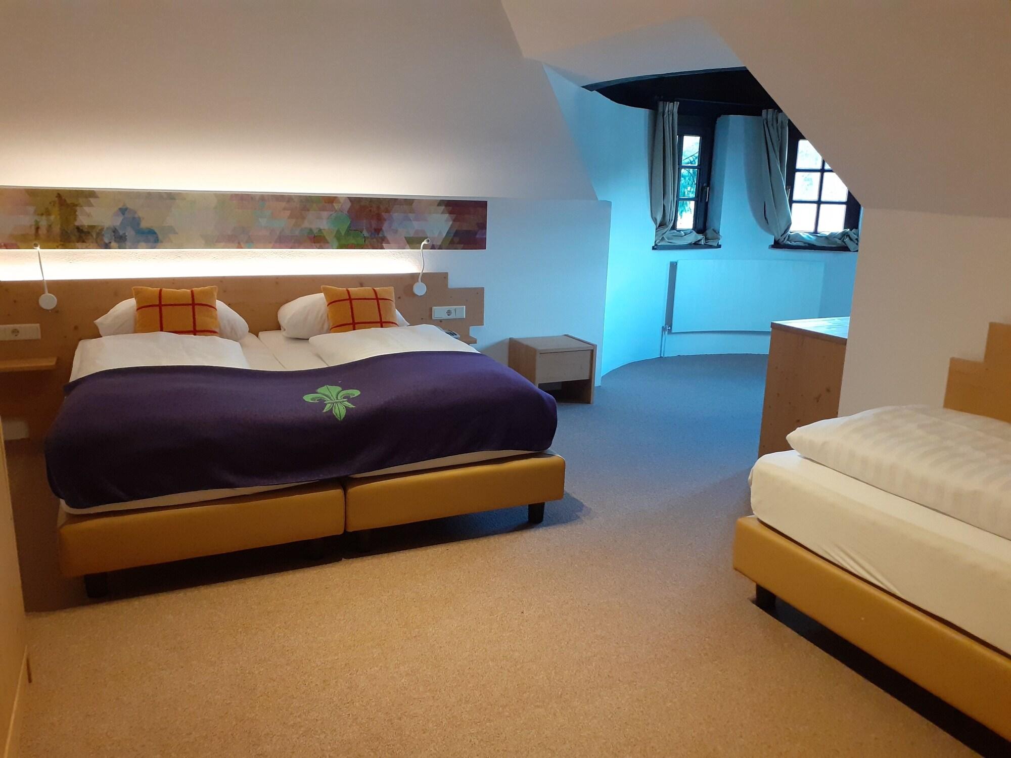 Family Hotel Schloss Rosenegg Fieberbrunn Eksteriør billede