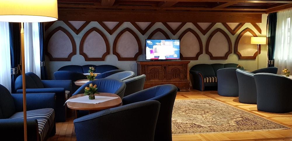 Family Hotel Schloss Rosenegg Fieberbrunn Eksteriør billede
