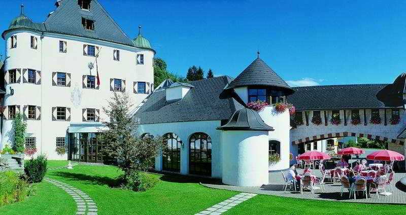 Family Hotel Schloss Rosenegg Fieberbrunn Eksteriør billede